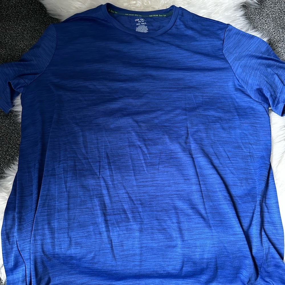 Navy Blue Short Sleeve Tee with Breathable Fabric